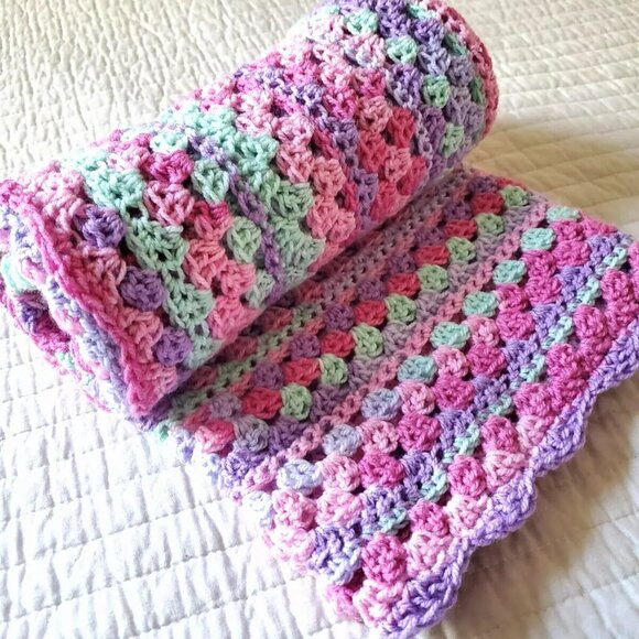 Crochet BABY BLANKET AFGHAN Granny Squares 32" x 32" Pink Girl New Gift - Picture 4 of 10